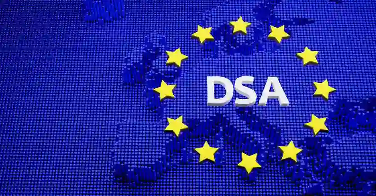 Logos ChatGPT, Reddit et Roblox encadrés par le drapeau européen symbolisant la régulation DSA